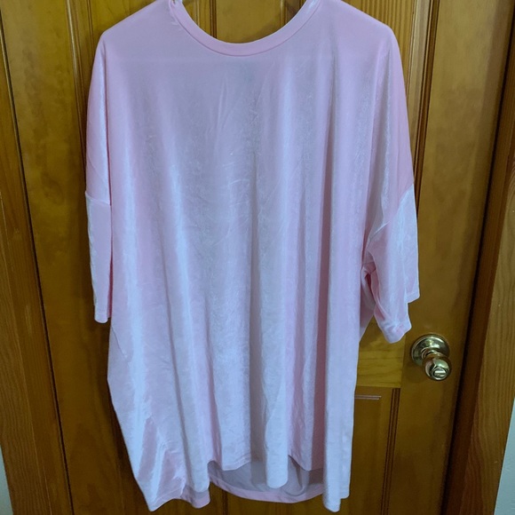 ASOS Other - Pink velvet tee